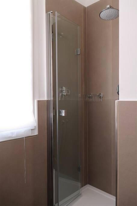 Ferienwohnung Bilocale Metro 4 Blu Frattini - Airport Linate Mailand Exterior foto